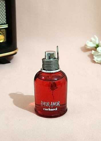  Beden CACHAREL AMOR AMOR 30 ML EDT 