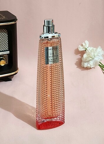 GIVENCHY LIVE IRRESISTIBLE DELICIEUS 75 ML EDP