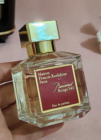 Beden MAISON FRANCIS KURKDJIAN BACCARAT ROUGE 540 , 70 ML EDP
