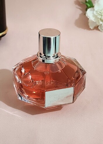  Beden Renk VIKTOR &ROLF FLOWERBOMB NECTAR İNTENSE 90 ML EDP 