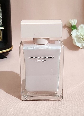 NARCISO RODRIGUEZ FOR HER 50 ML EDP 