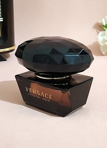 Beden Renk VERSACE CHRSTAL NOIR 50 ML EDP