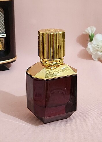 Beden ROBERTO CAVALLI PARADISE FOUND 50 ml EDP bayan