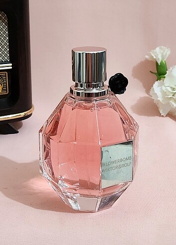 Beden Renk VIKTOR &ROLF FLOWERBOMB 100 ML EDP