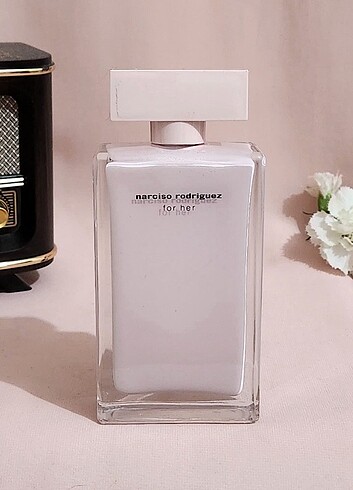 Beden Renk NARCISO RODRİGUEZ FOR HER 100 ML EDP