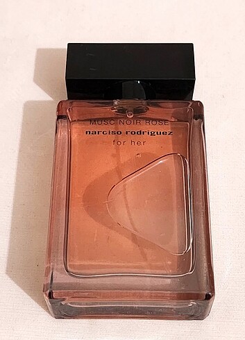 Beden NARCISO RODRİGUEZ MUSC NOIR ROSE 50 ML EDP