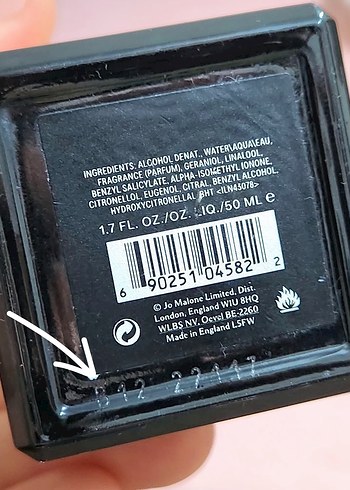 Beden JO MALONE VELVET ROSE & OUD COLOGNE INTENSE 50 ML