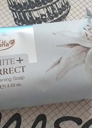 Farmasi aydınlatıcı sabun 
