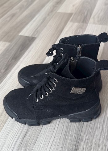 Siyah Süet Kadın Gizli Dolgu Topuklu Bot - Görsel 2