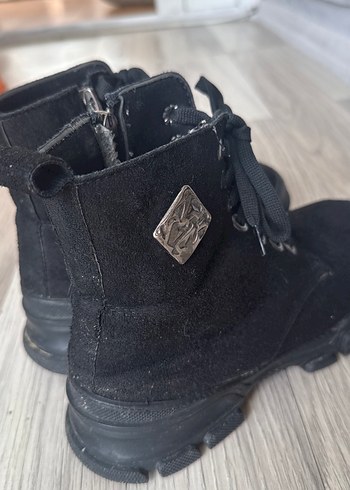 Siyah Süet Kadın Gizli Dolgu Topuklu Bot - Görsel 3