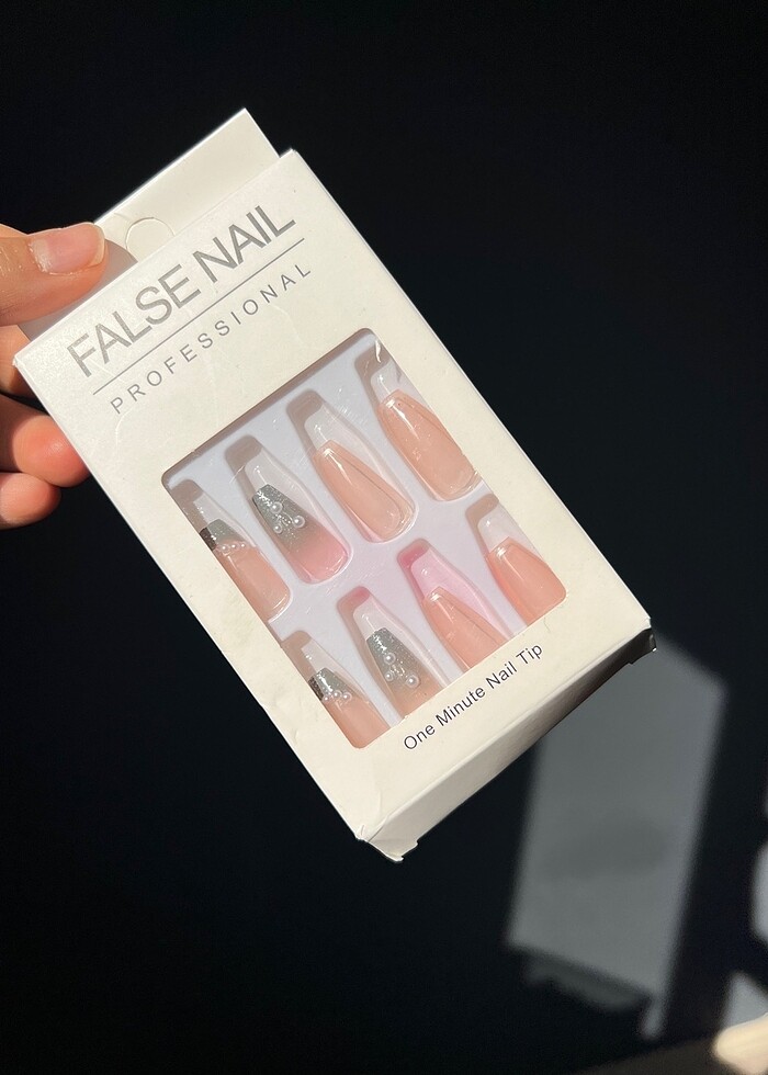 Y2K takma tırnak - Görsel 2