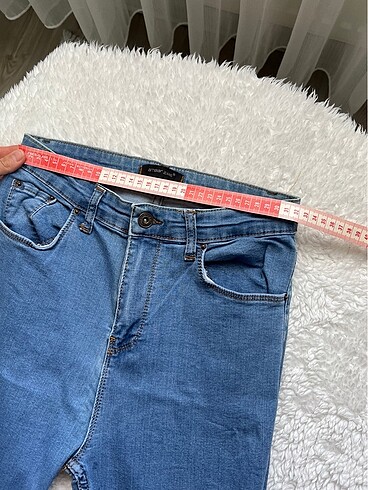 28 Beden mavi Renk Yüksek Bel Jean