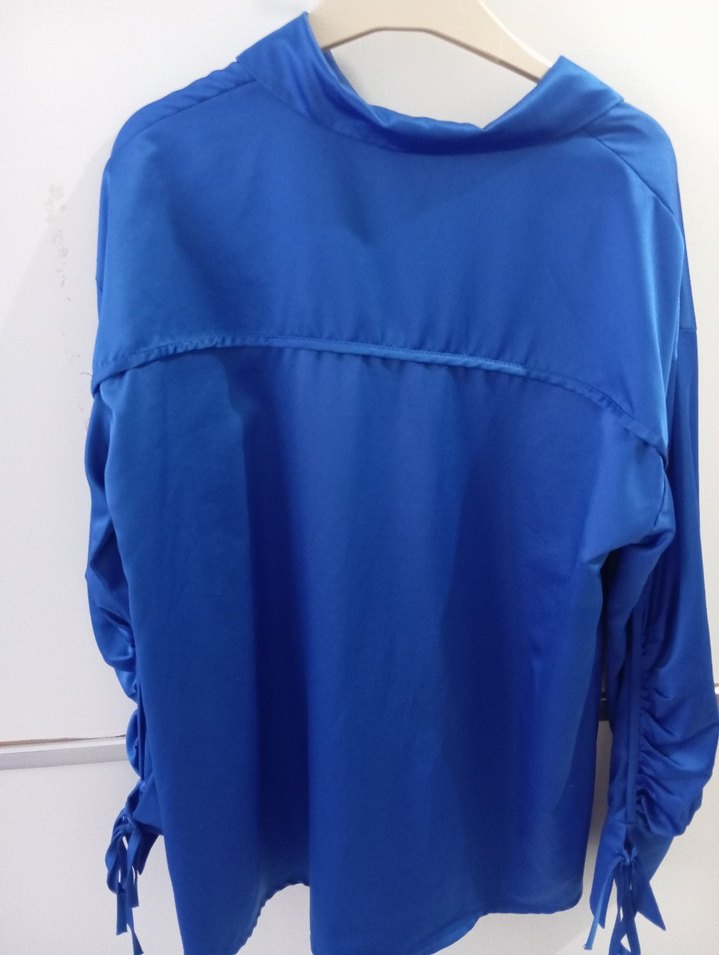 Mavi Saten Gömlek - Görsel 4