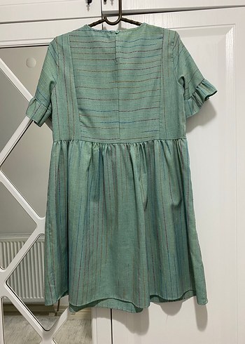 Yeşil Keten Midi Elbise, Kısa Kollu, Pilili - Görsel 2