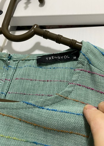 Yeşil Keten Midi Elbise, Kısa Kollu, Pilili - Görsel 3