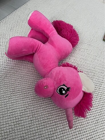 Unicorn ve tırtıl