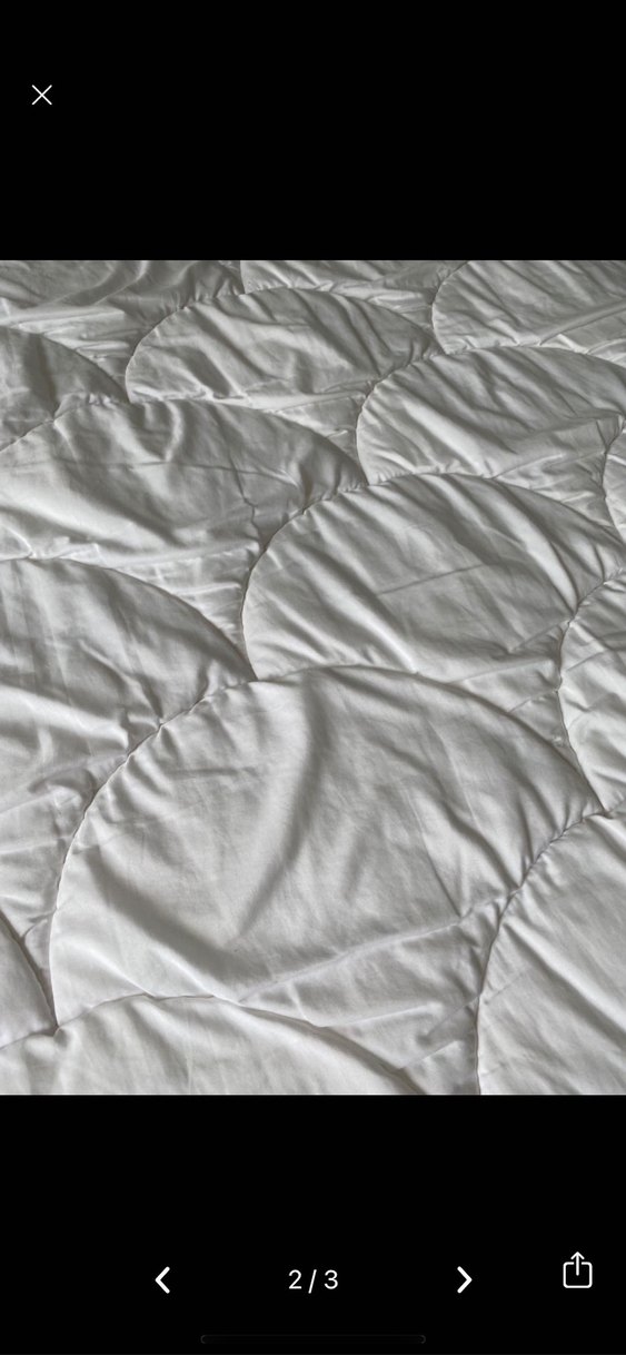 Gri Tonlu Beyaz Düz Desen Yorgan - Görsel 2