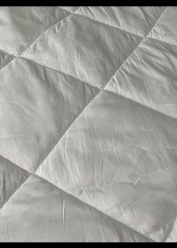 Gri Beyaz Yatak Koruyucu - Görsel 2