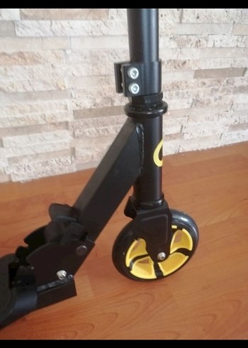  Beden Siyah Çocuk Scooter