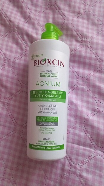 Bioxcin acnium serisi sebum dengeleyici yük yıkama jeli akneye e