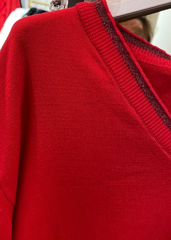 Kırmızı V Yaka Uzun Kollu Triko Kazak - Görsel 2