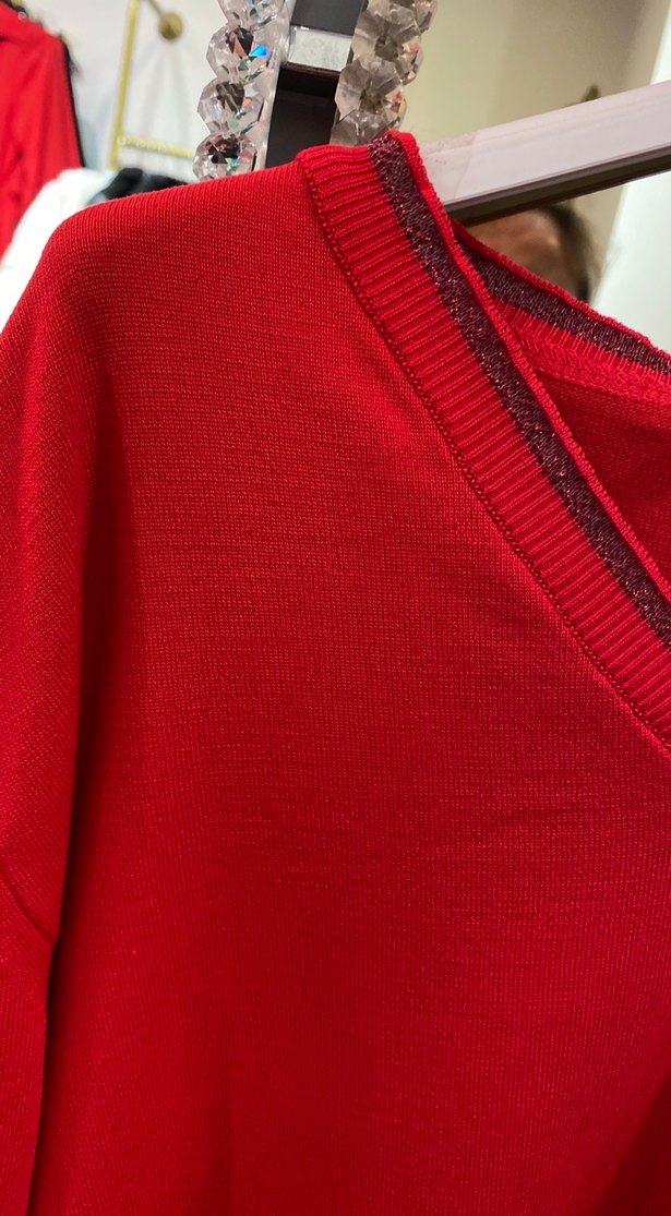 Kırmızı V Yaka Uzun Kollu Triko Kazak - Görsel 2