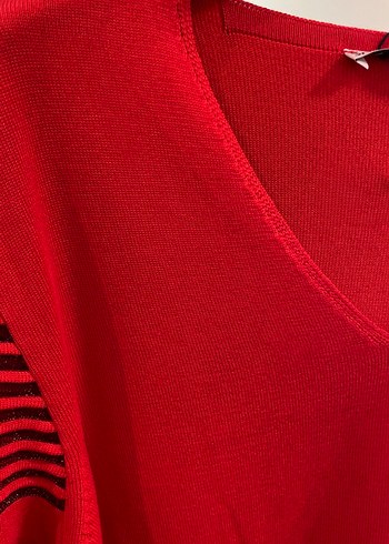 Kırmızı V Yaka Çizgili Triko Kazak S/M/L - Görsel 3