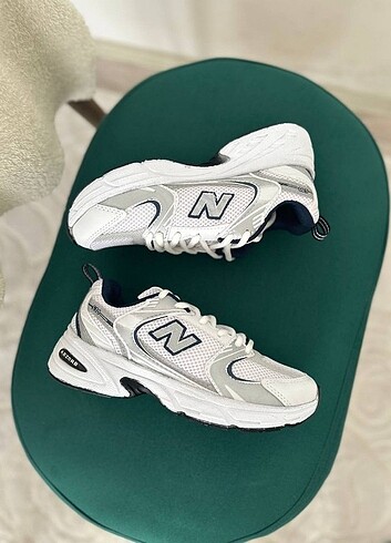 NEW BALANCE 530
