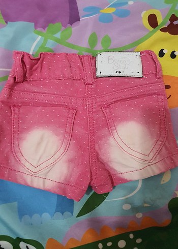 Kız Çocuk Pembe Düğmeli Batik Şort - Görsel 2