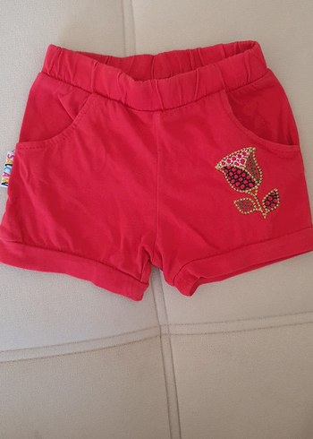 Kız Çocuk Kırmızı Nakışlı Payetli Şort - Görsel 3