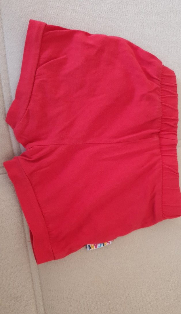 Kız Çocuk Kırmızı Nakışlı Payetli Şort - Görsel 4