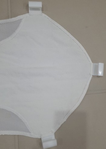 Beyaz ve Gri Bebek Slingi bebek banyo filesi - Görsel 4