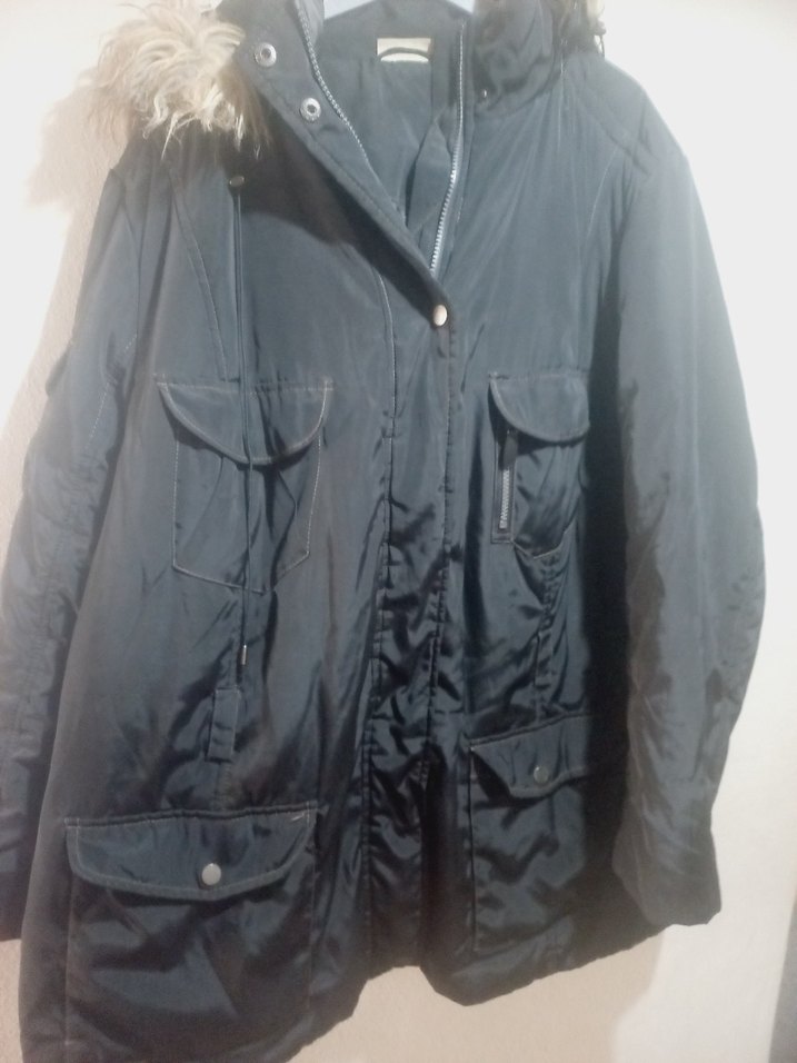 Kürklü Siyah Kadın Midi Kışlık Mont - Görsel 3