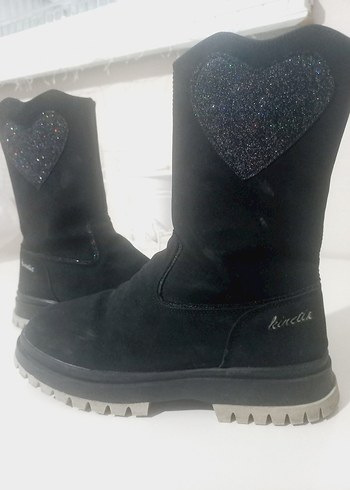Kızlar için Siyah Süet Parlak Nakışlı Botlar - Görsel 5