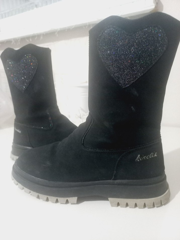 Kızlar için Siyah Süet Parlak Nakışlı Botlar - Görsel 5