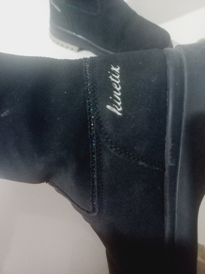 Kızlar için Siyah Süet Parlak Nakışlı Botlar - Görsel 4