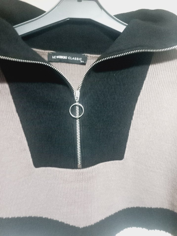 Fermuarlı Yüksek Yakalı Örgü Kadın Kazak - Görsel 2