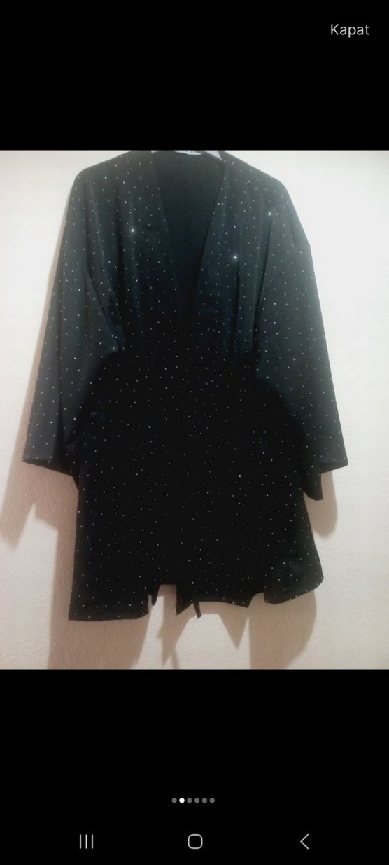 Puantiye Desenli Siyah Midi Kimono - Görsel 2