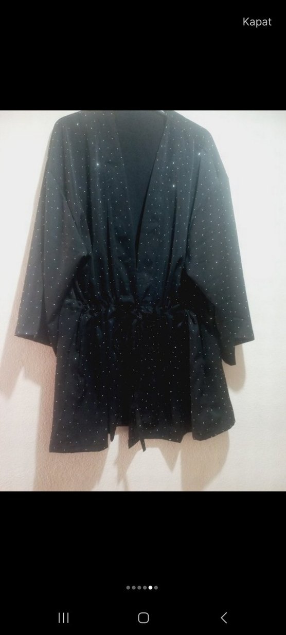 Puantiye Desenli Siyah Midi Kimono - Görsel 5