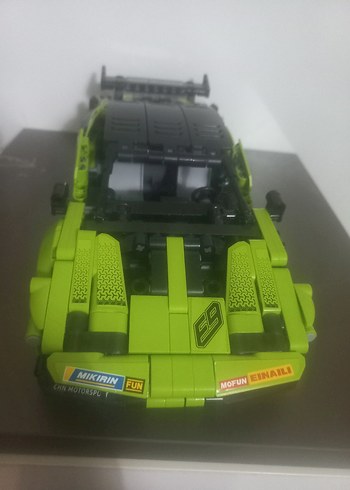 Yeşil Lego Spor Araba Modeli