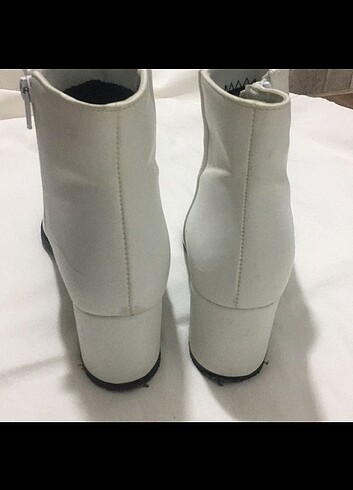 40 Beden beyaz Renk LC Waikiki bot