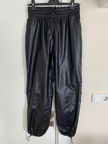 s Beden siyah Renk Paraşüt pantolon