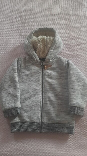 Erkek bebek içi kürklü sweatshirt 