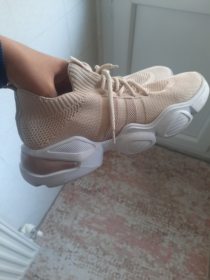 Bej Bağcıklı Kadın Spor Ayakkabı - Görsel 3