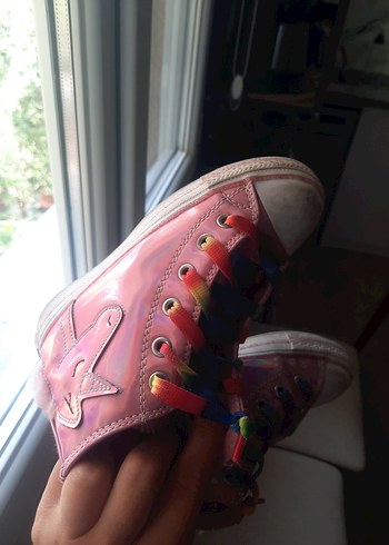 28 Beden Kız Çocuk Pembe Bağcıklı Rock Punk Spor Ayakkabı