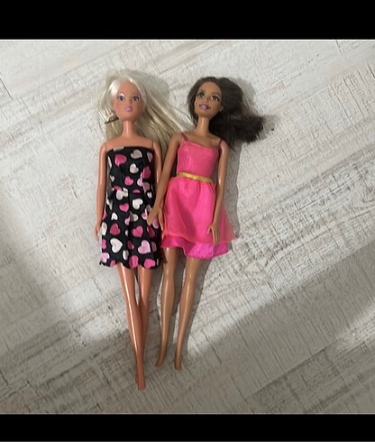 Barbie bebek
