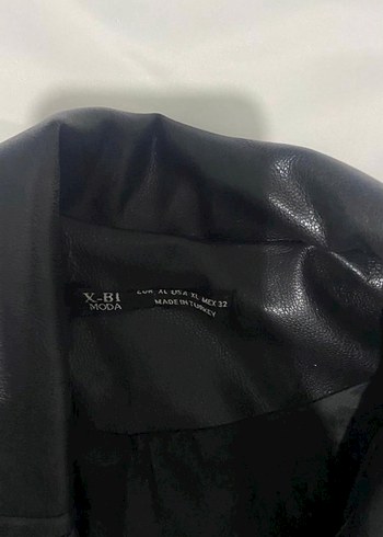 Zara Kadın Siyah Deri Biker Ceket