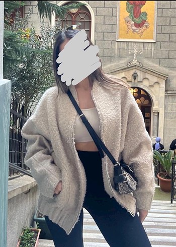 Bej Peluş Detaylı Midi Kadın Ceket