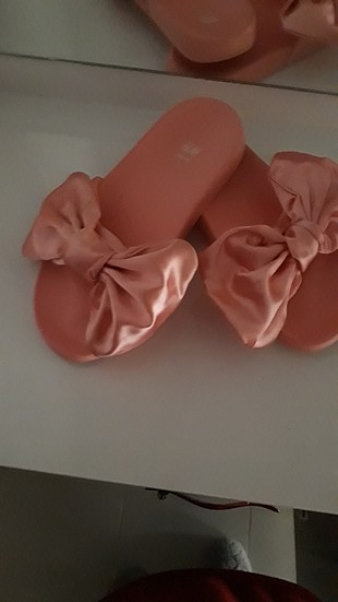 H&M terlik 