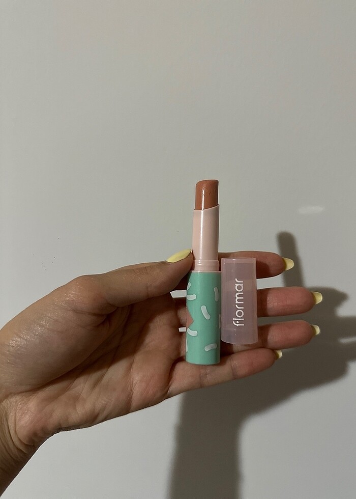 Flormar Hindistan cevizli dudak balmı - Görsel 3